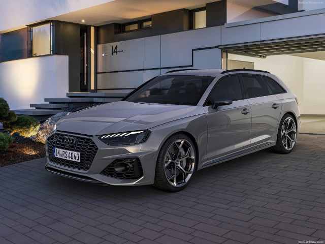 Audi RS4 Avant фото