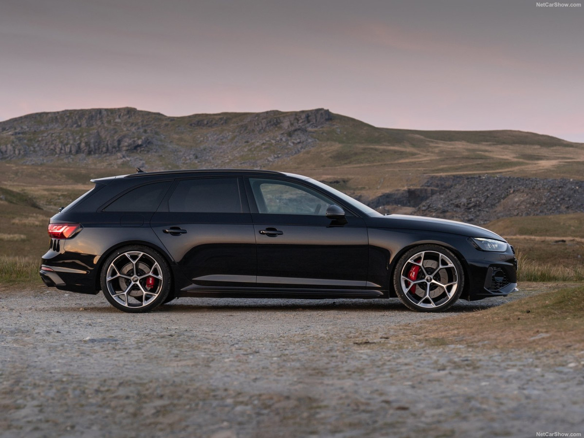 Audi RS4 Avant фото 210966