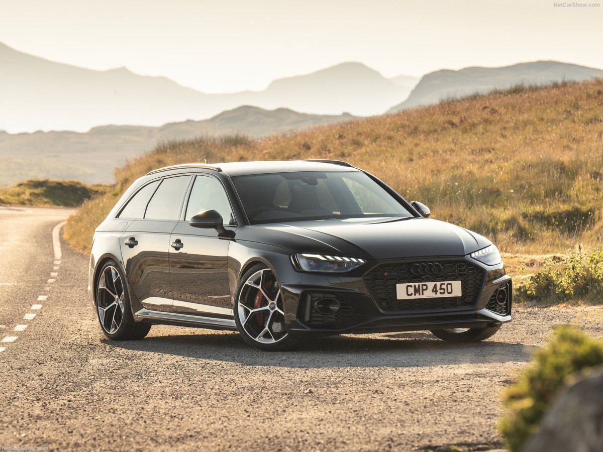 Audi RS4 Avant фото 210970