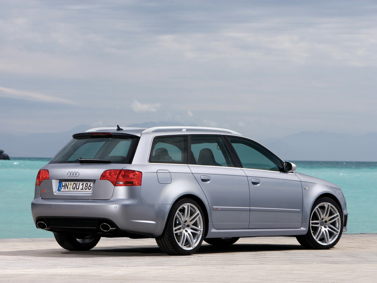 Audi RS4 Avant фото 53017