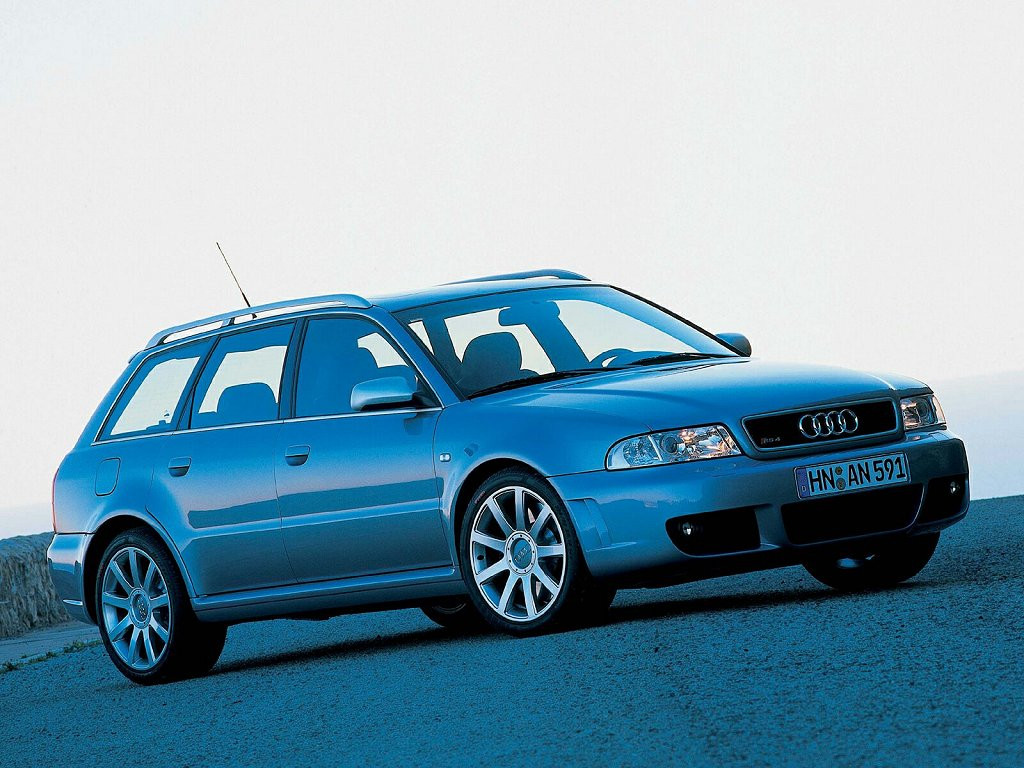 Audi RS4 Avant фото 816