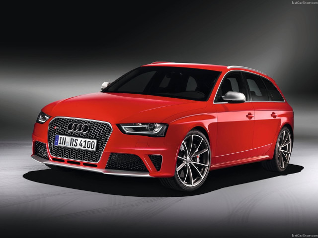 Audi RS4 Avant фото