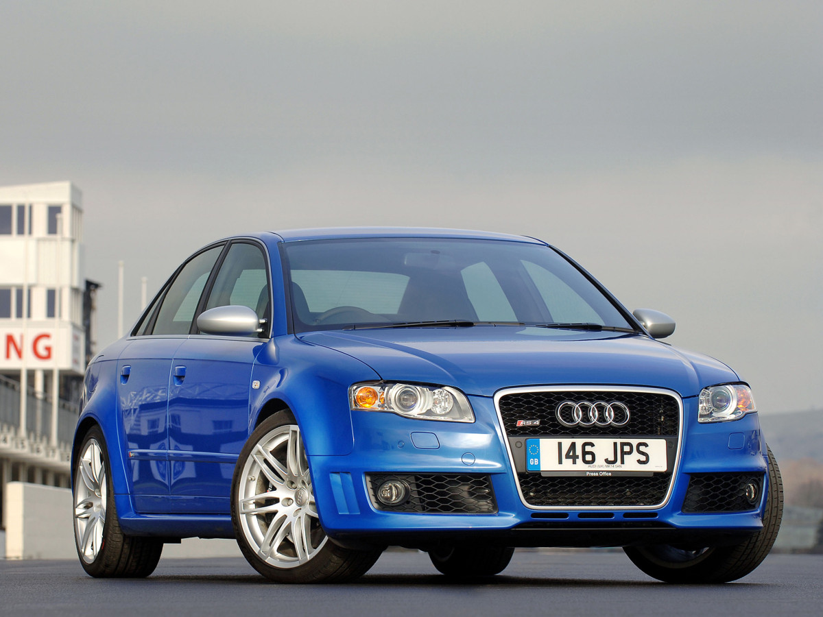 Audi RS4 фото 101942