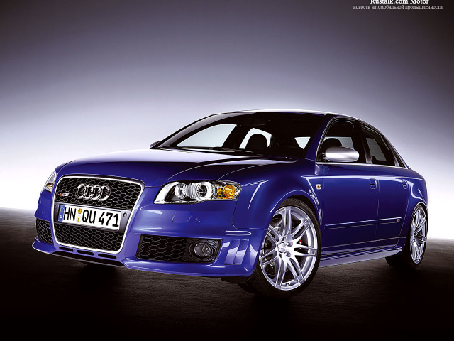 Audi RS4 фото