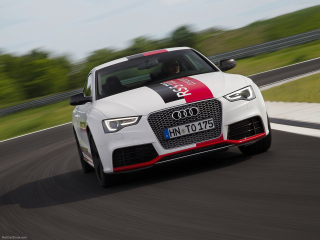 Audi RS5 TDI фото