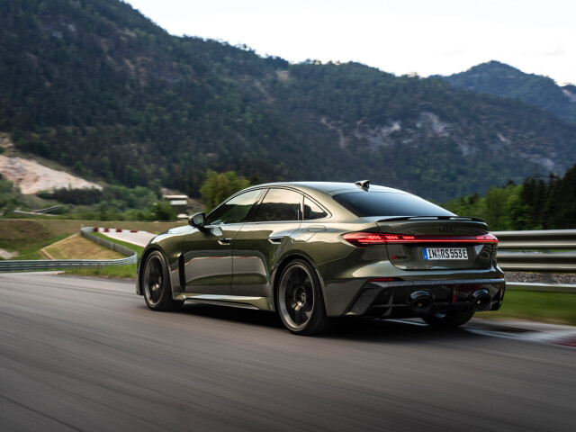 Audi RS5 фото