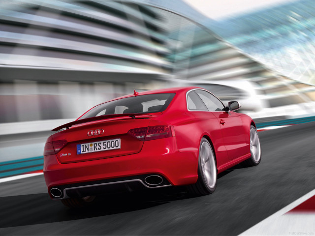 Audi RS5 фото