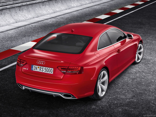 Audi RS5 фото