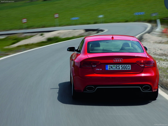 Audi RS5 фото