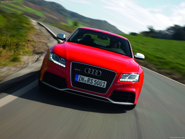 Audi RS5 фото