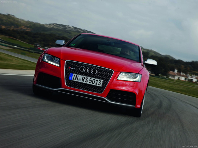 Audi RS5 фото