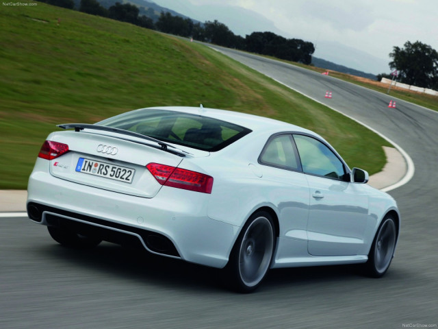 Audi RS5 фото