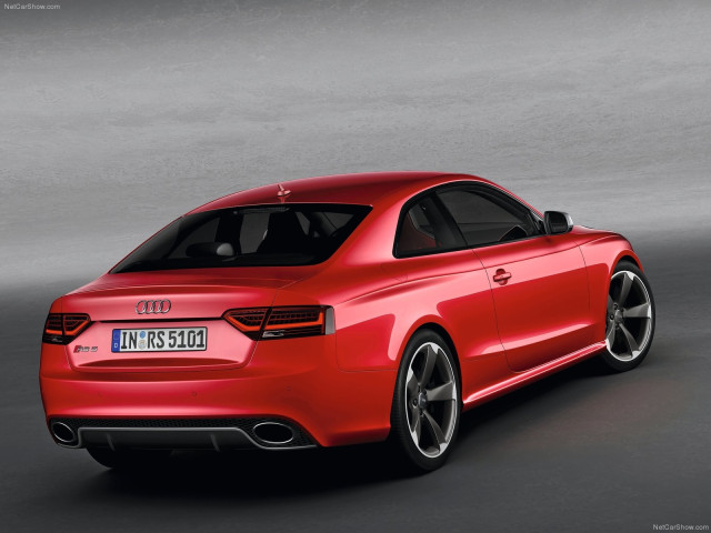 Audi RS5 фото