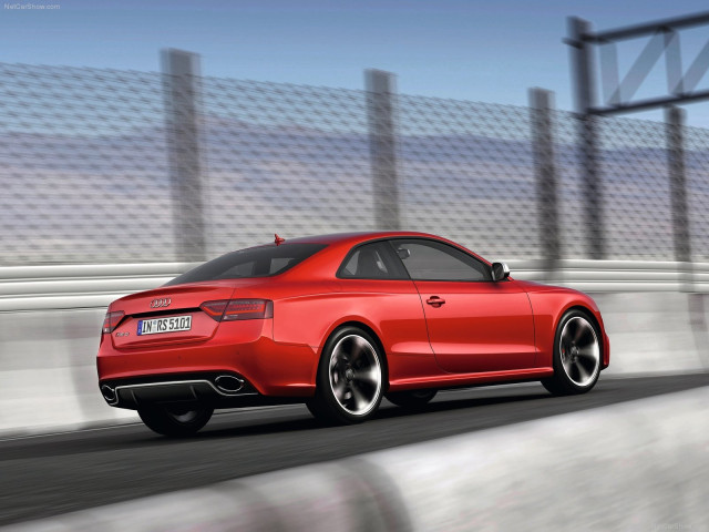 Audi RS5 фото