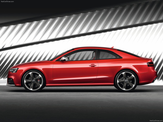 Audi RS5 фото