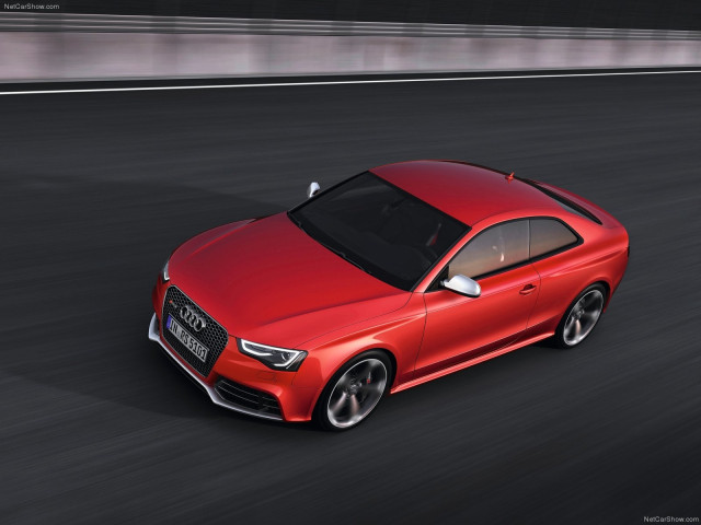 Audi RS5 фото