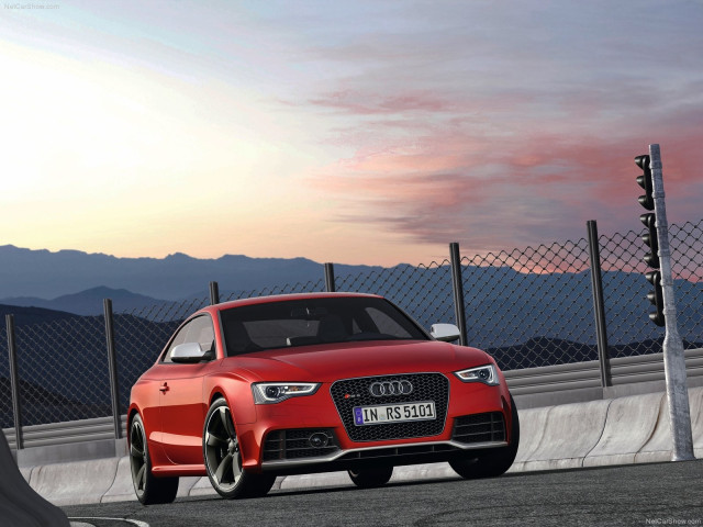 Audi RS5 фото