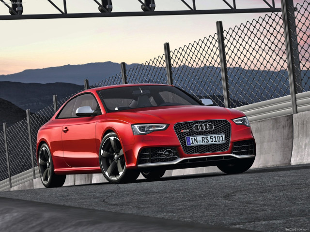 Audi RS5 фото