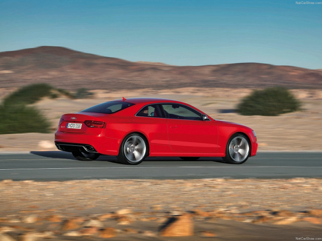 Audi RS5 фото