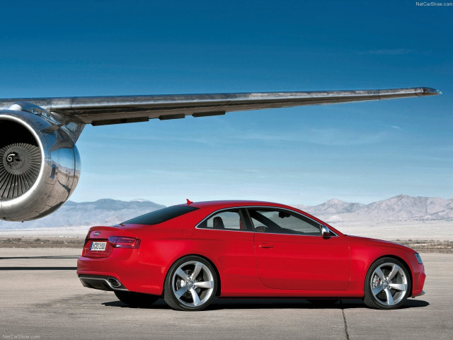 Audi RS5 фото