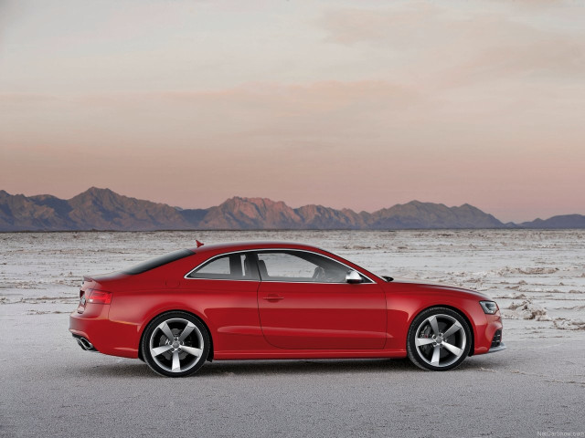 Audi RS5 фото
