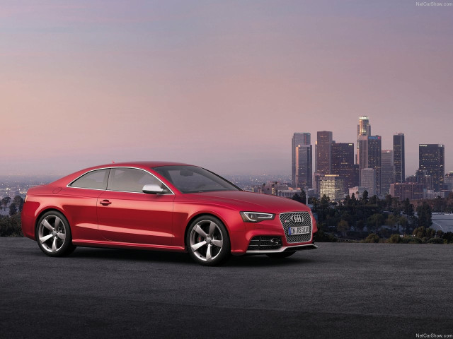 Audi RS5 фото