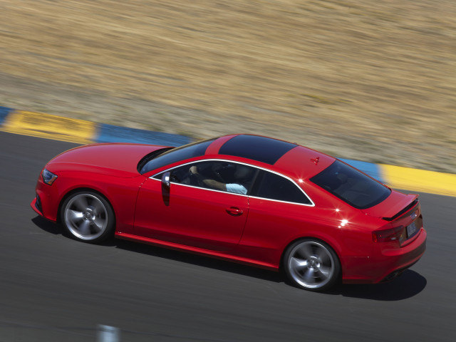 Audi RS5 фото