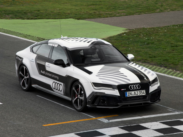 Audi RS7 Piloted Driving фото