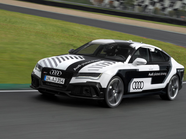 Audi RS7 Piloted Driving фото