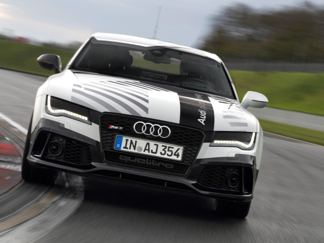 Audi RS7 Piloted Driving фото