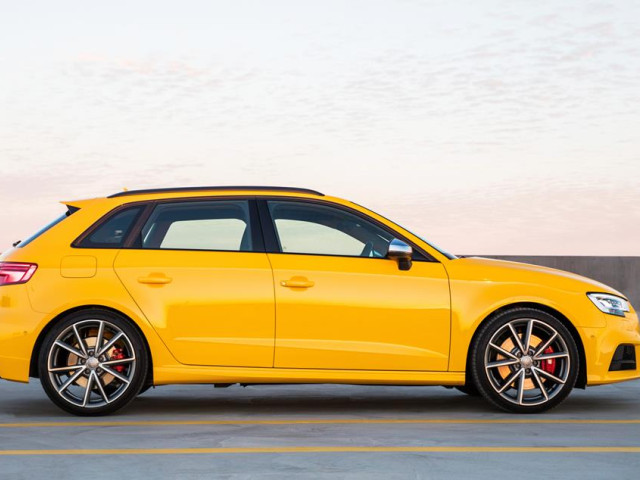 Audi S3 фото