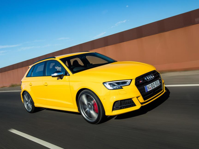 Audi S3 фото