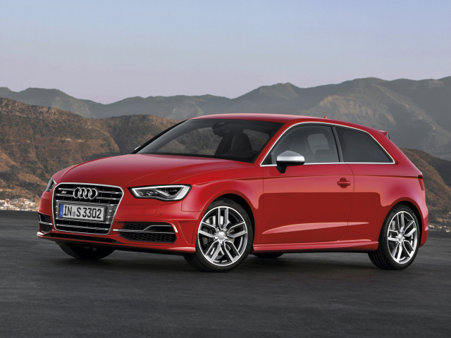 Audi S3 фото