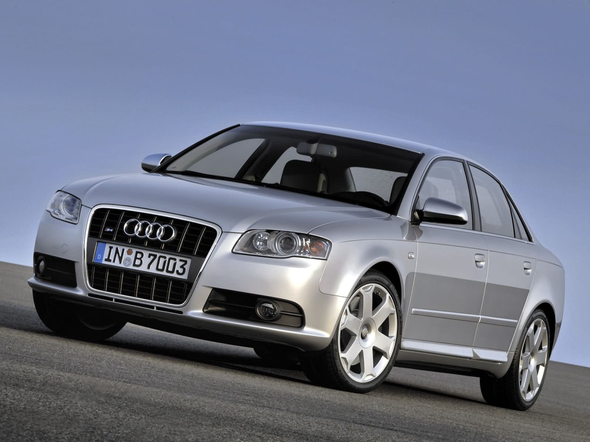 Audi S4 фото 11534