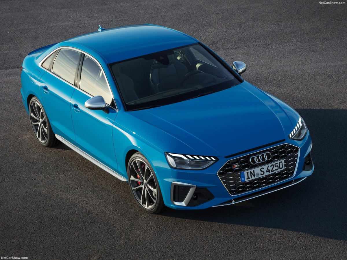 Audi S4 фото 202025