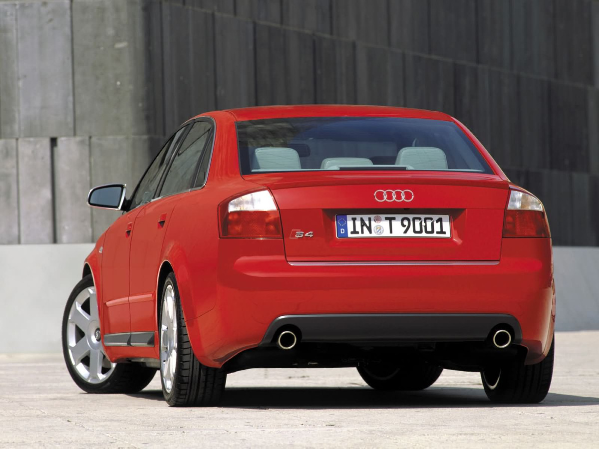 Audi S4 фото 3592