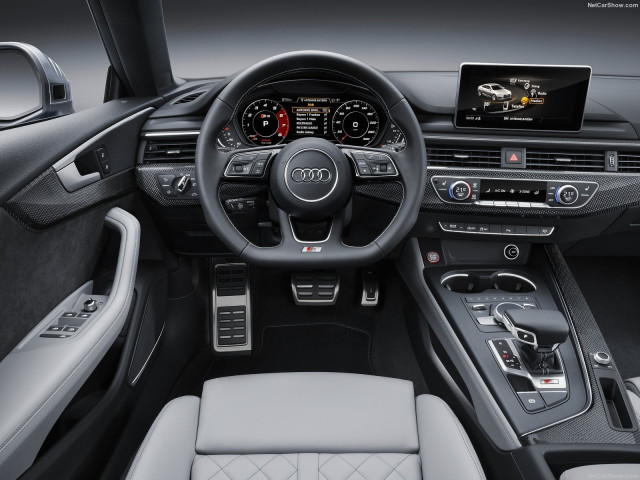 Audi S5 фото