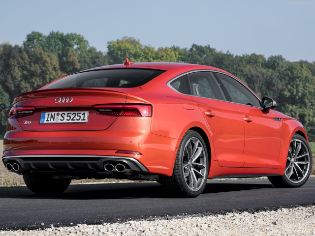 Audi S5 фото