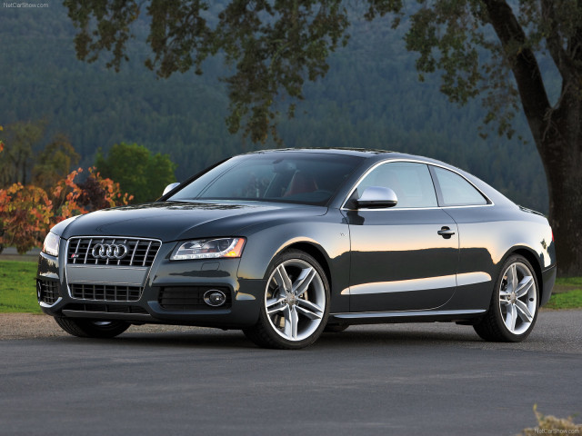 Audi S5 фото