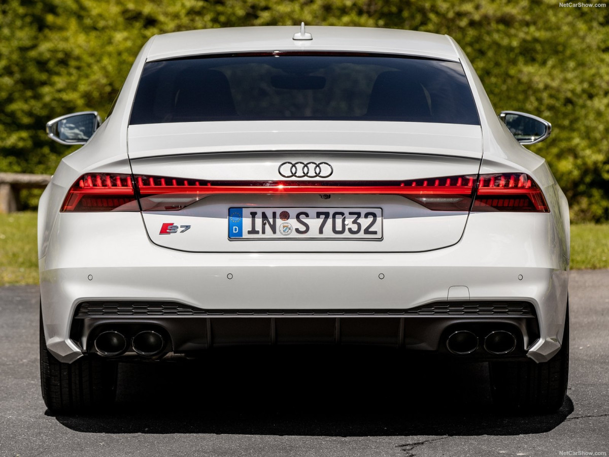 Audi S7 фото 202256