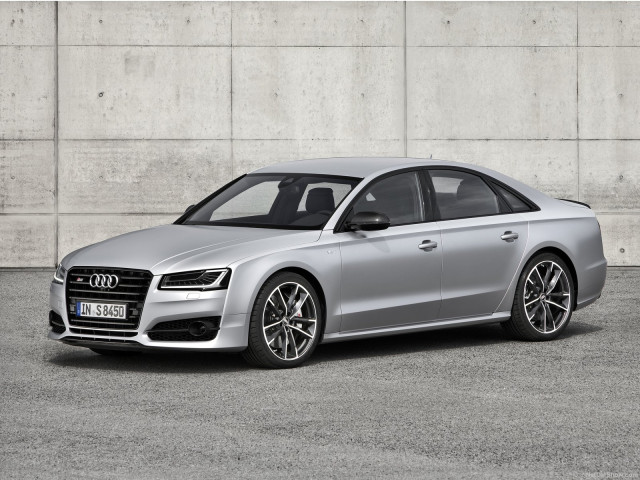 Audi S8 фото