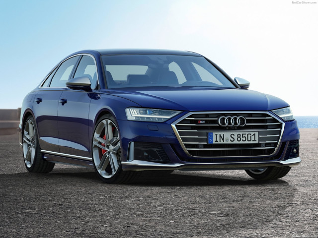 Audi S8 фото