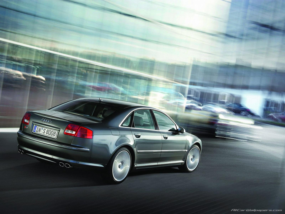 Audi S8 фото 30767