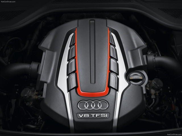 Audi S8 фото