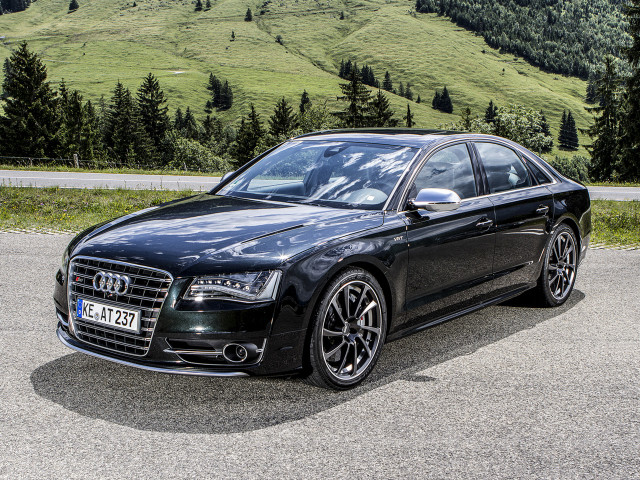 Audi S8 фото