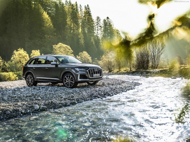 Audi SQ7 фото