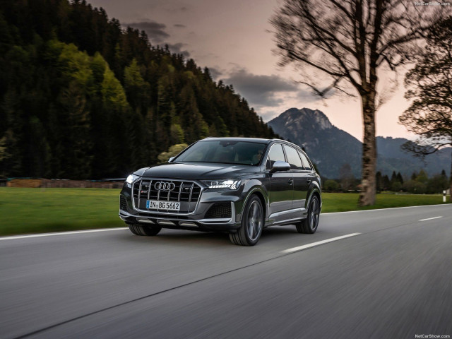 Audi SQ7 фото