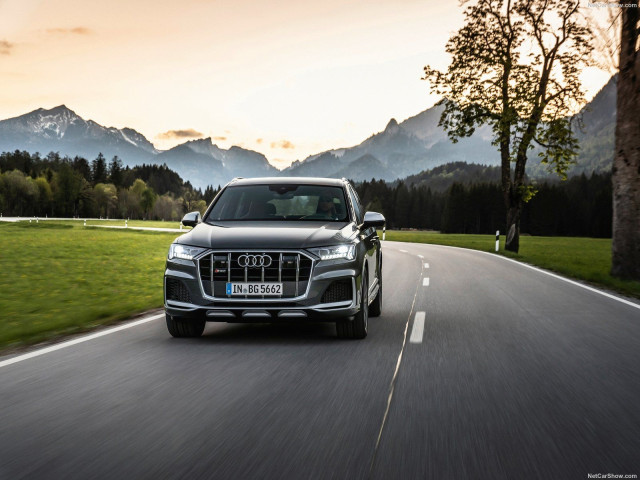 Audi SQ7 фото