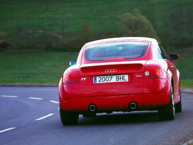 Audi TT Roadster фото