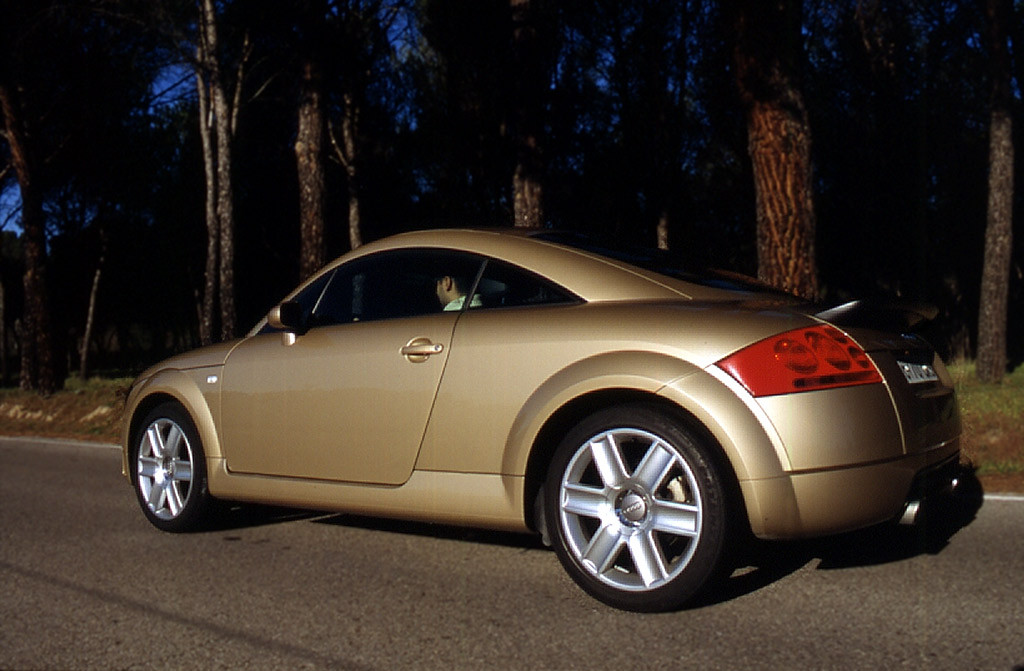 Audi TT Roadster фото 14863